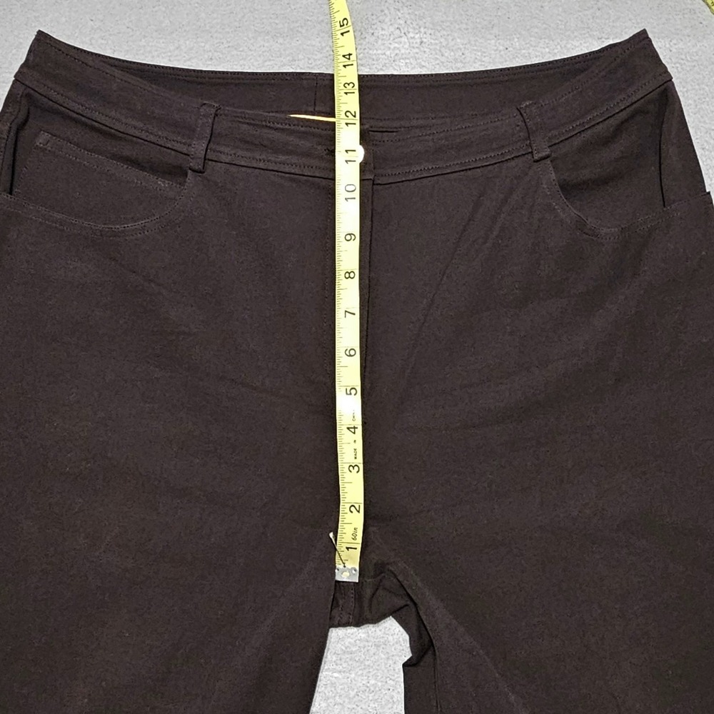 St. John Capri Trouser Pant Women's Size‎ 12 Brown 5 Pocket Casual USA MADE FLAW - Picture 6 of 10